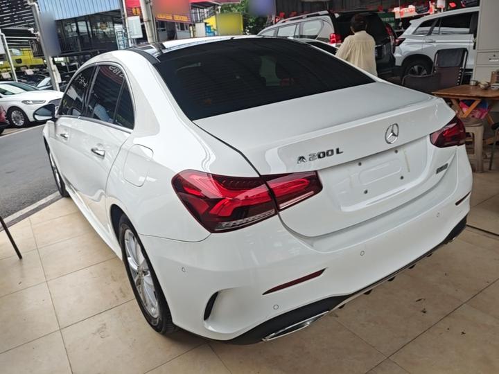 A-Class 2022 Facelift A 200 L Sport Fashion photo 4