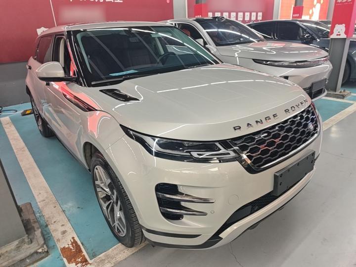 Range Rover Evoque EV 2022 Evoque L P300e photo 3