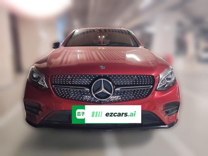 GLC Coupe 2017 GLC 260 4MATIC Coupe SUV photo 2