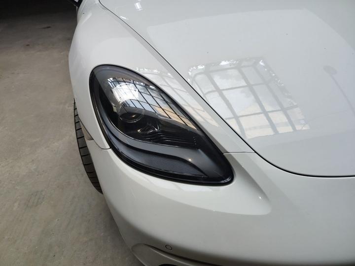 718 2022 Boxster 2.0T photo 7