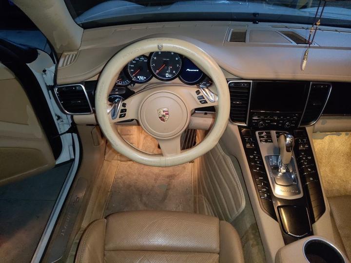 2014 Panamera 3.0T photo 7