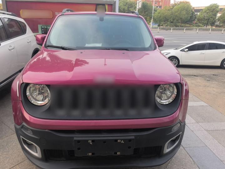 Renegade 2018 180T AT photo 2