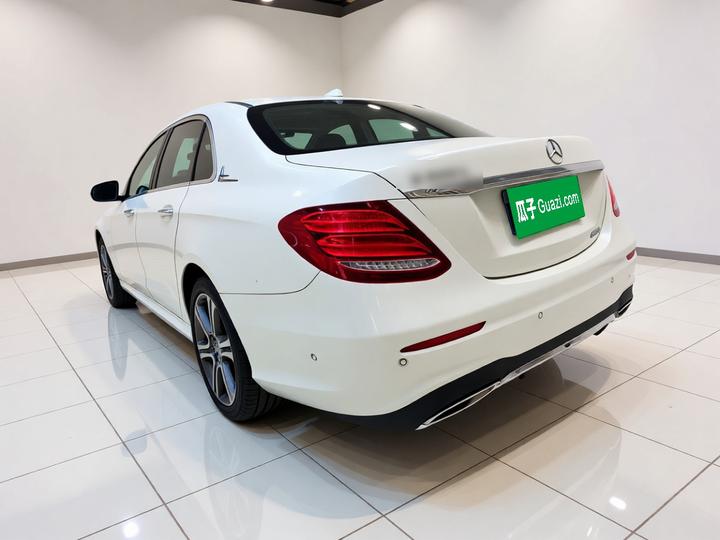 E-Class 2016 E 300 L Sport Fashion photo 4