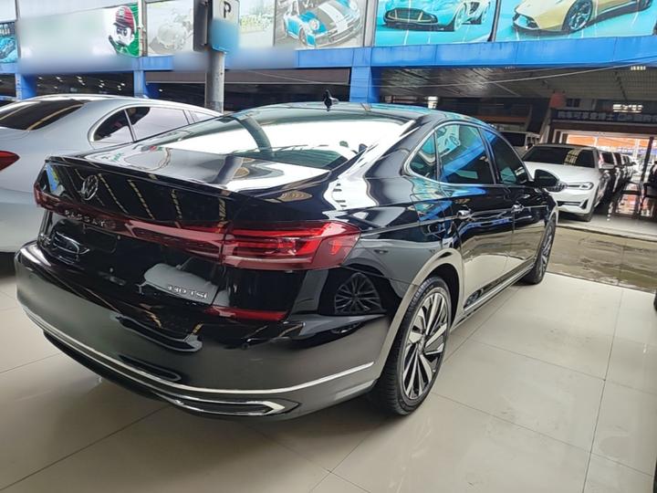 Passat 2022 330TSI Elite photo 4