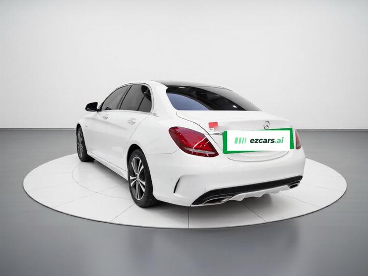 C-Class 2015 Facelift C 200 L Sport photo 4