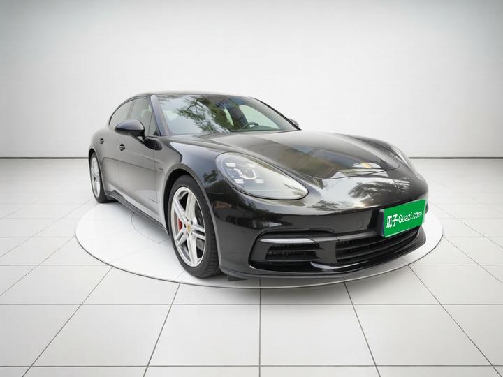 2017 Panamera 3.0T photo 3