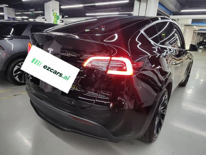 Model Y 2021 Long Range AWD 3D7 photo 4