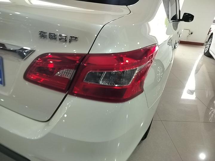 Sylphy 2022 Classic 1.6XE CVT Comfort photo 7