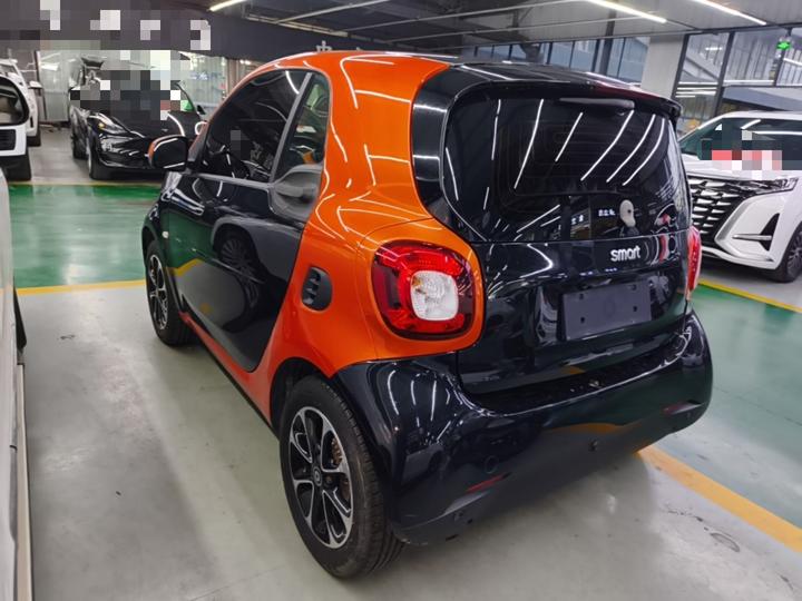fortwo 2015 1.0L 52 Coupe photo 4