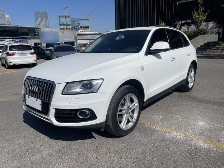 Q5 2017 Plus 40 TFSI Tech