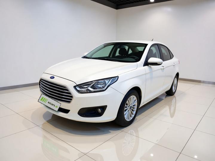 Escort 2015 1.5L AT Comfort