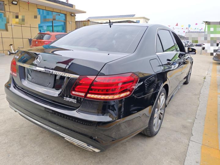 E-Class 2015 Facelift E 200 L Sport photo 4