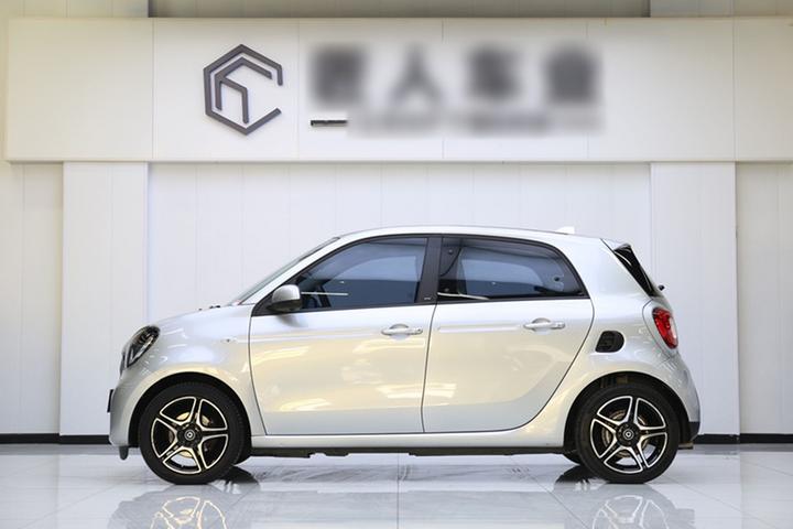 forfour 2016 0.9T 66 Ultimate photo 2