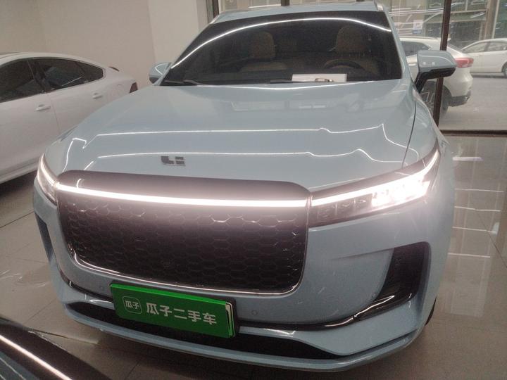 Li Auto ONE 2021 EREV 6-Seater photo 2