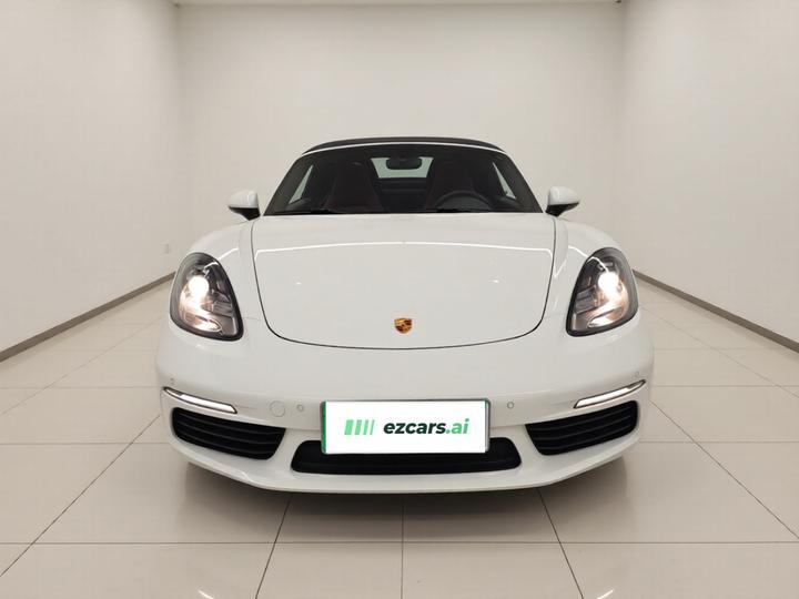 718 2020 Boxster 2.0T photo 2