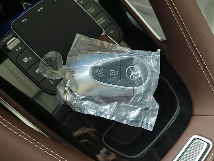 GLE 2027 350L 4MATIC photo 8