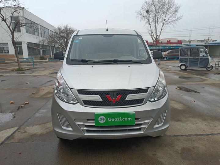Wuling Rongguang V 2019 1.5L Van photo 2