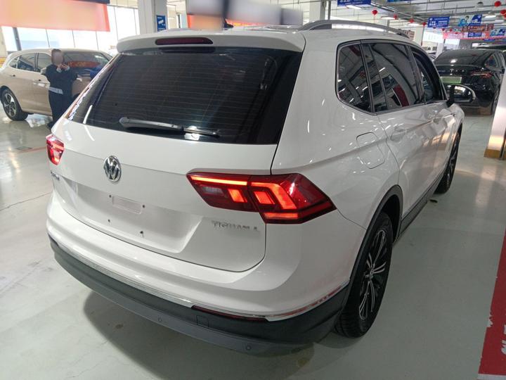 Tiguan L 2019 Facelift 330TSI AT RWD Comfort China VI photo 4