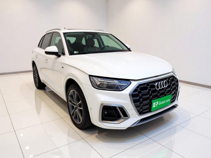 Q5L 2022 Facelift 45T Luxury Dynamic photo 3