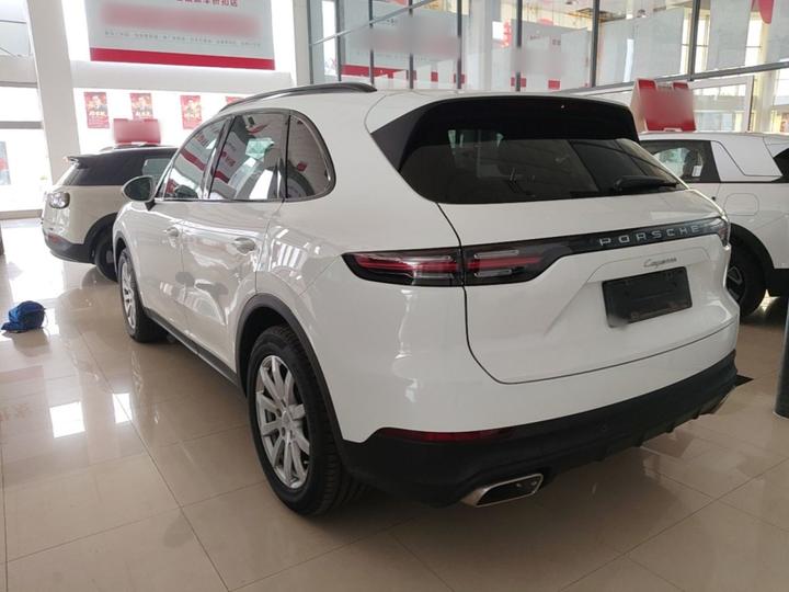 2018 Cayenne 3.0T photo 4