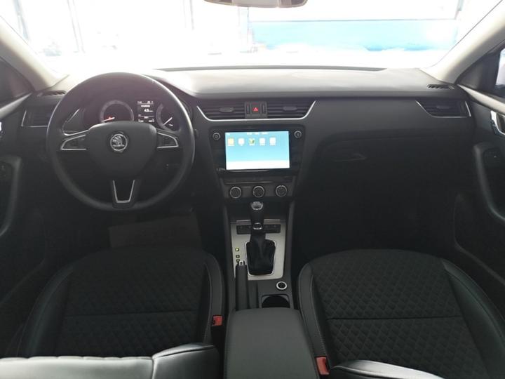 Octavia 2018 TSI230 DSG Luxury photo 5