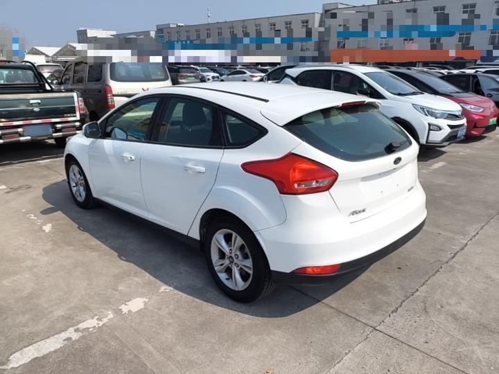 Focus 2017 Hatchback 1.6L AT Comfort photo 4