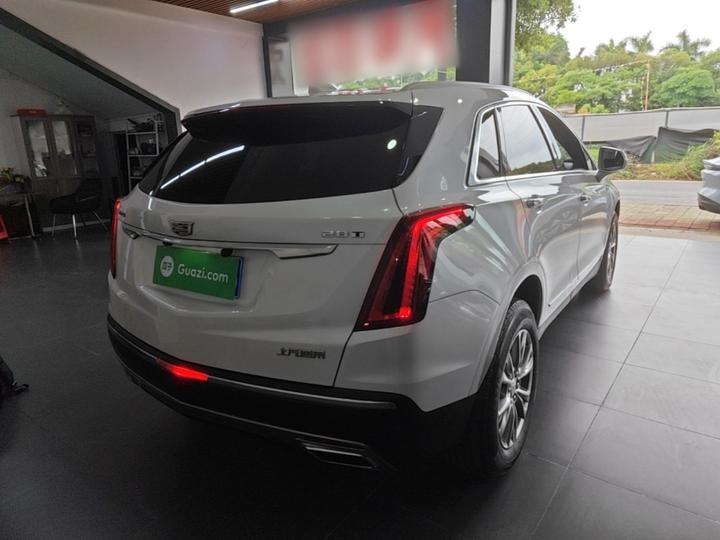XT5 2021 28T Luxury photo 4