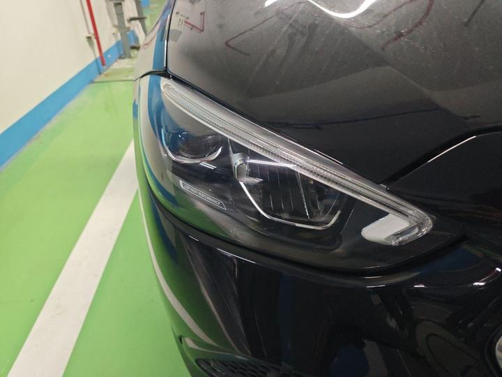C-Class 2023 C 260 L photo 7