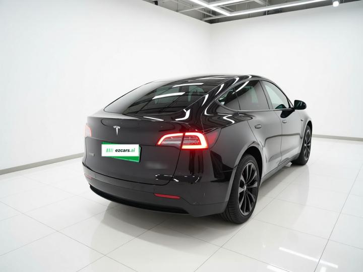 Model Y 2022 Facelift RWD photo 5