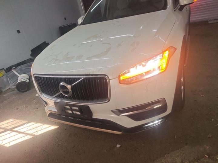 XC90 2015 T6 7-Seater photo 2