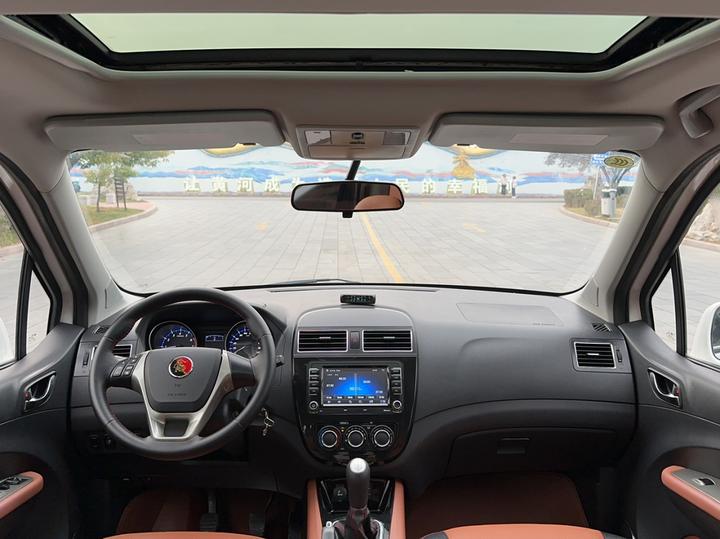 X5 2015 1.6L MT Exclusive photo 8
