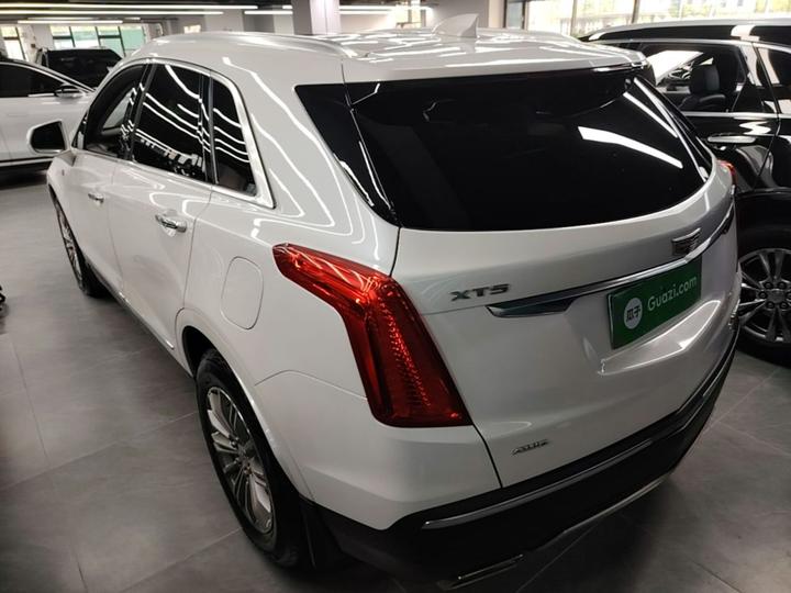 XT5 2018 28T AWD Luxury photo 4