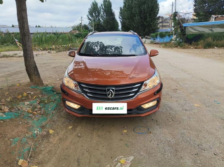 310 2016 1.2L MT Luxury photo 2