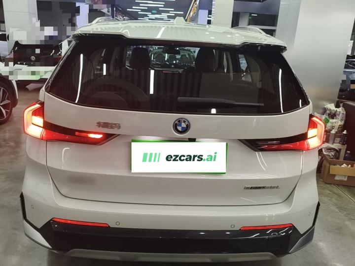 iX1 2025 eDrive25L X Design Package photo 2