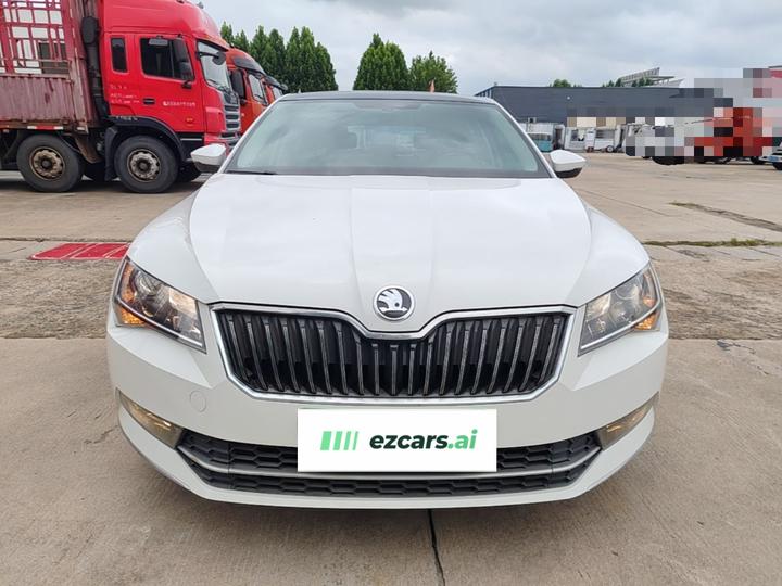 Superb 2018 TSI330 DSG Comfort China V photo 2