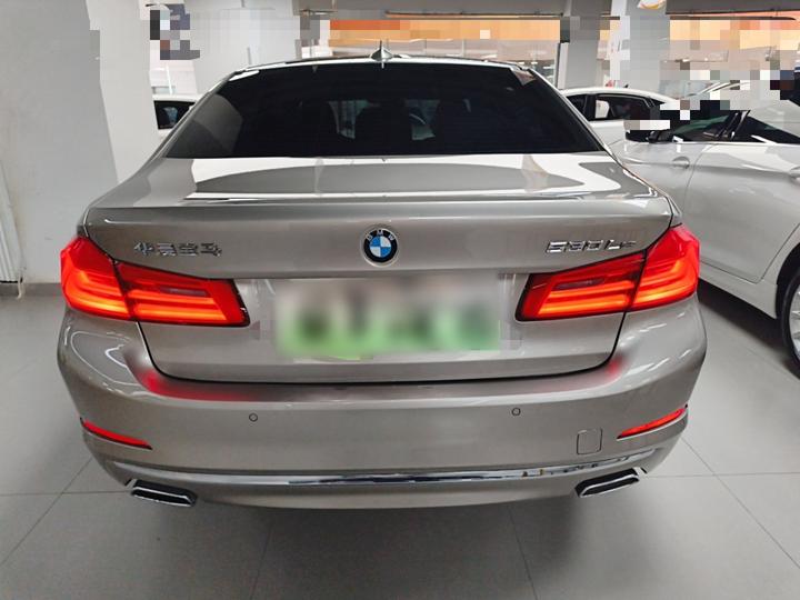 5 Series EV 2020 Upgraded 530Le Luxury photo 3