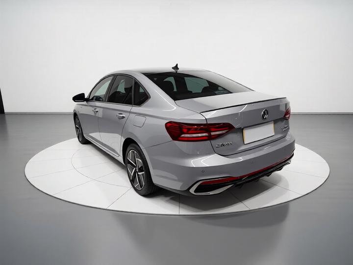 Lavida 2023 300TSI DSG photo 4