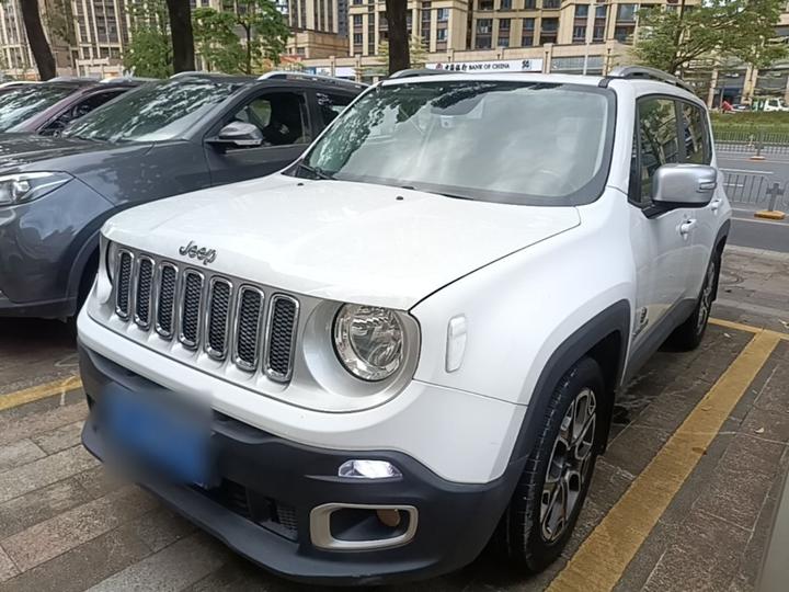 Renegade 2016 1.4T AT Smart