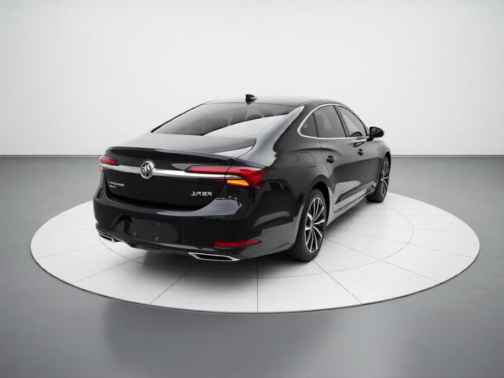 LaCrosse 2022 652T Luxury photo 6