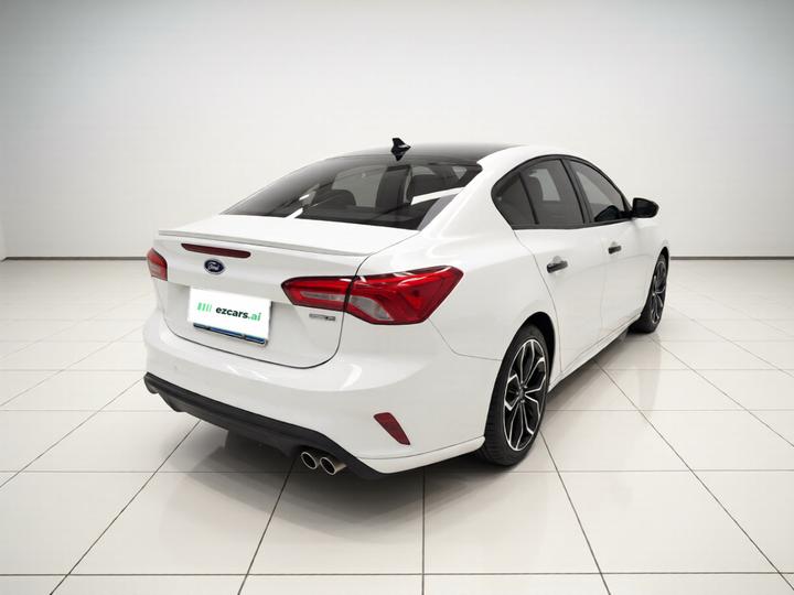 Focus 2020 Sedan EcoBoost 180 AT ST Line photo 6