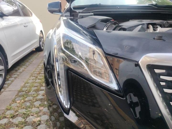 XTS 2018 28T Elite photo 7