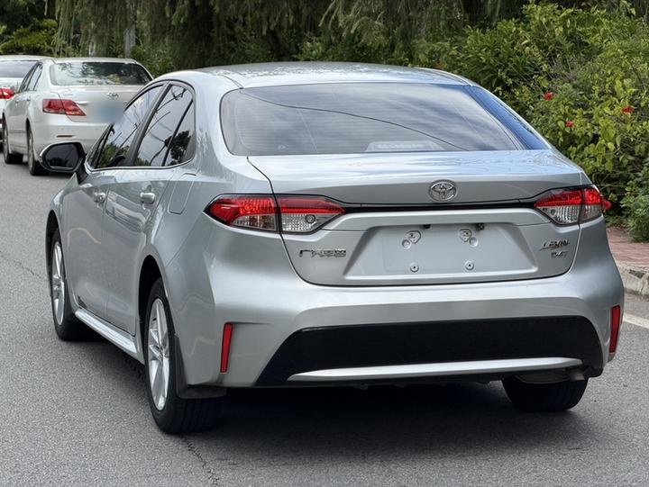 Levin 2021 185T CVT Luxury photo 4
