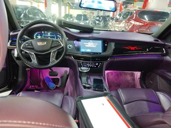 CT6 2017 28T Luxury photo 2