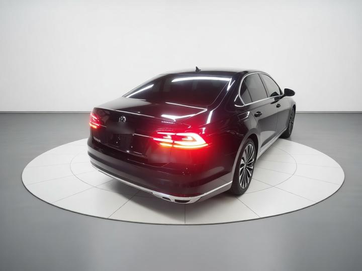 2021 380TSI Premium photo 4