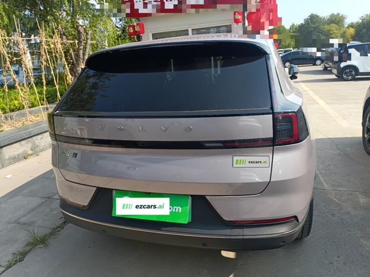XC70 Hybrid 2026 AWD Extended Range Plus photo 5