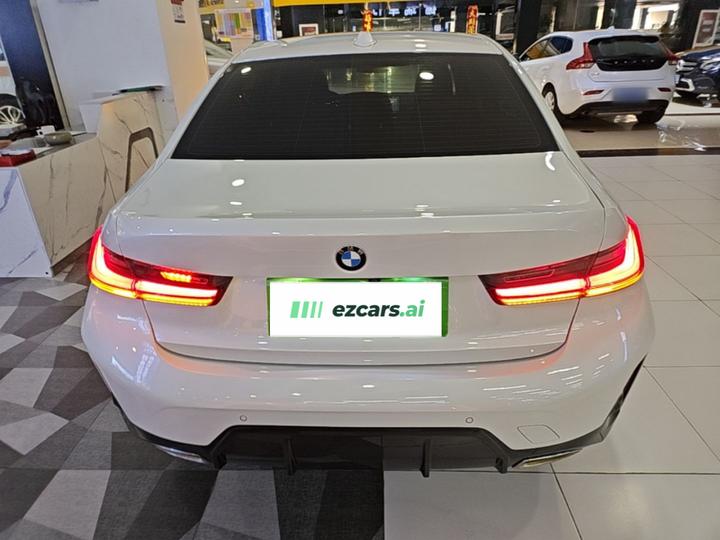 3 Series 2024 325Li M Sport Package photo 3