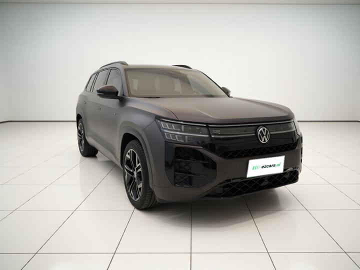 2025 Teramont Pro 450TSI AWD photo 3