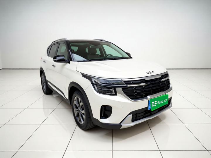 Seltos 2023 1.5L CVT Luxury photo 3