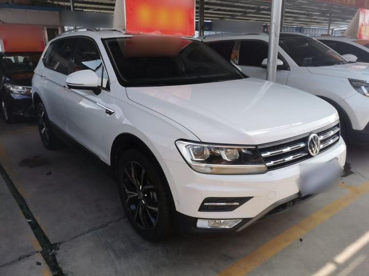 Tiguan L 2019 Facelift 330TSI AT RWD Luxury China VI photo 3