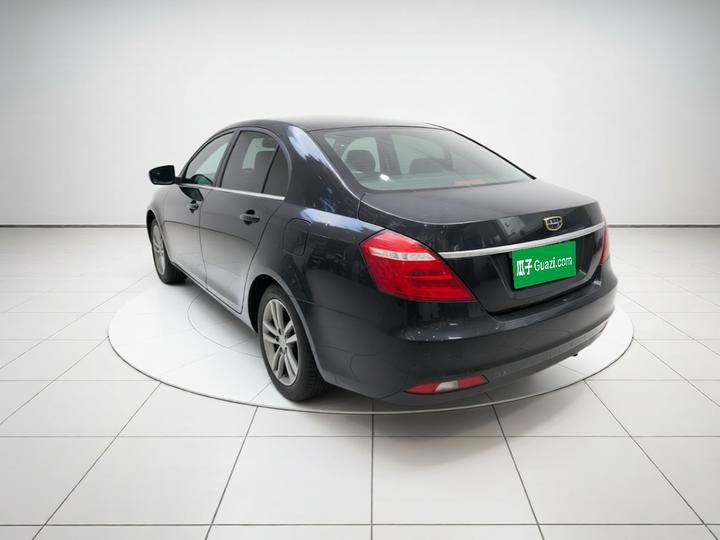 Emgrand 2017 Sedan 1.5L MT photo 4